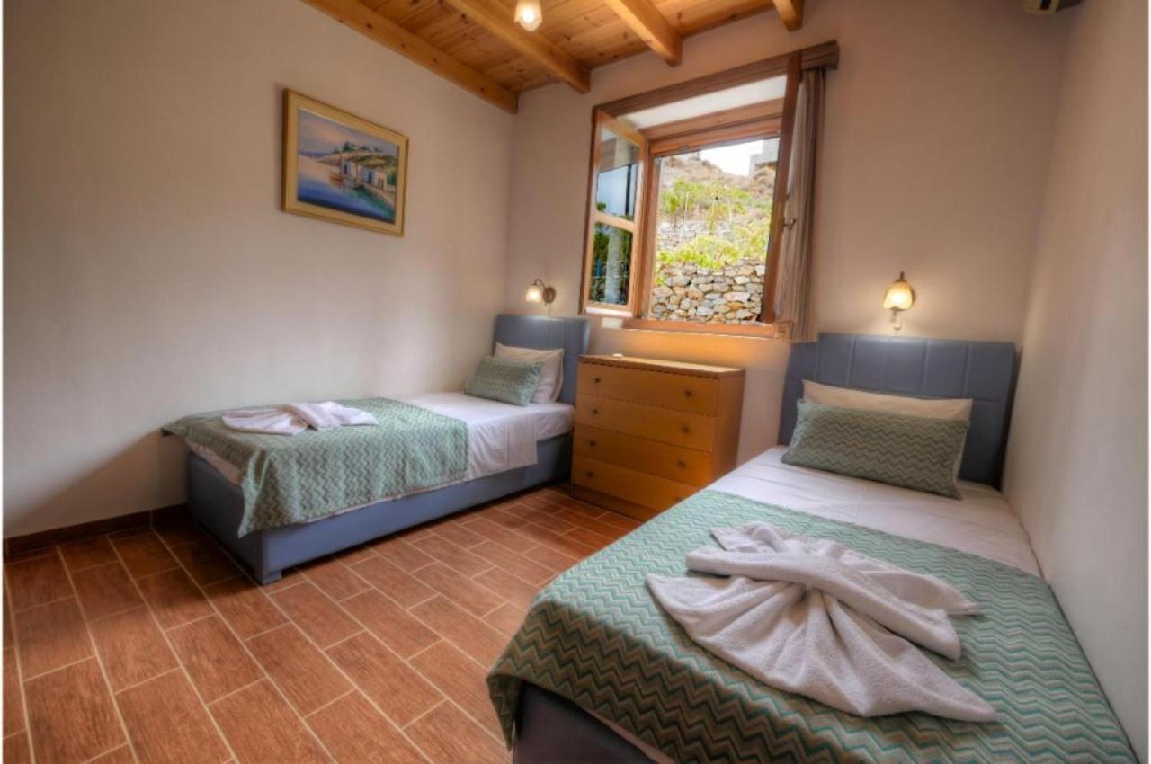 Stone Villa I In Petres Petres  Exterior foto