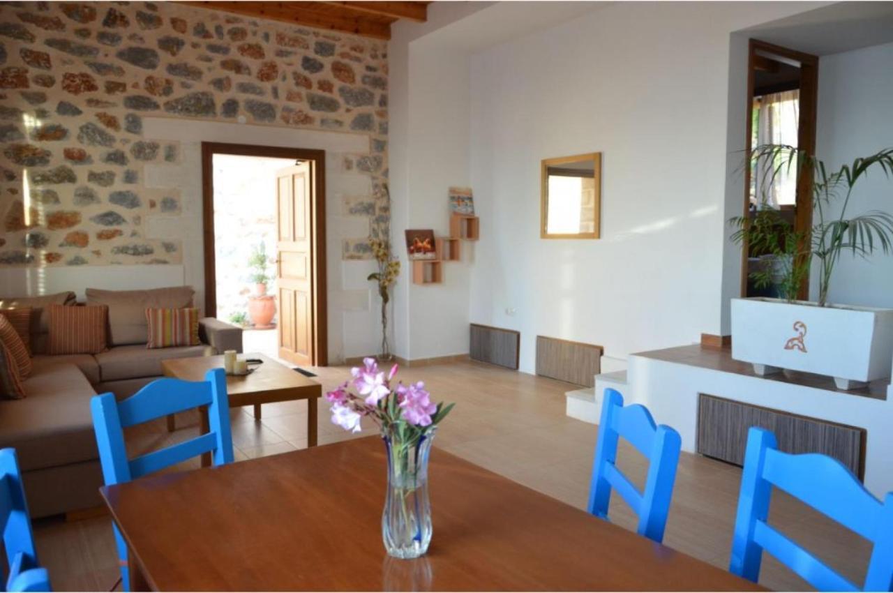 Stone Villa I In Petres Petres  Exterior foto
